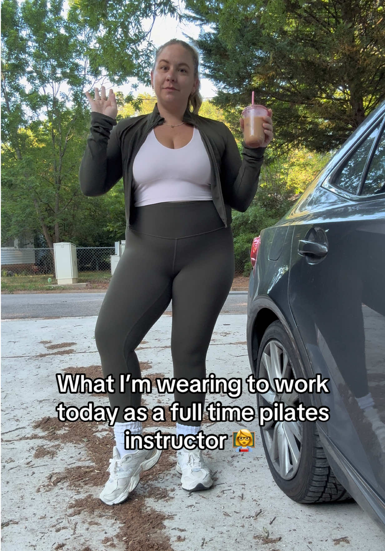@Jess | Pilates Instructor