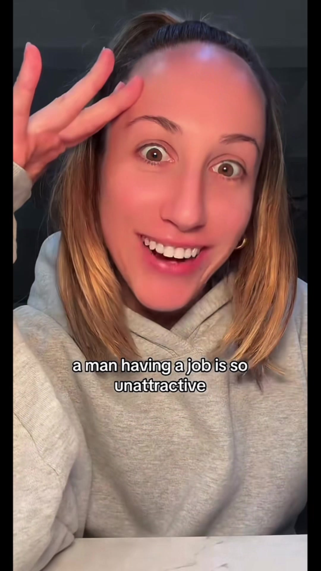 @•