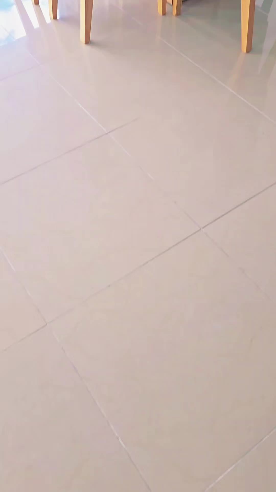 @Luna