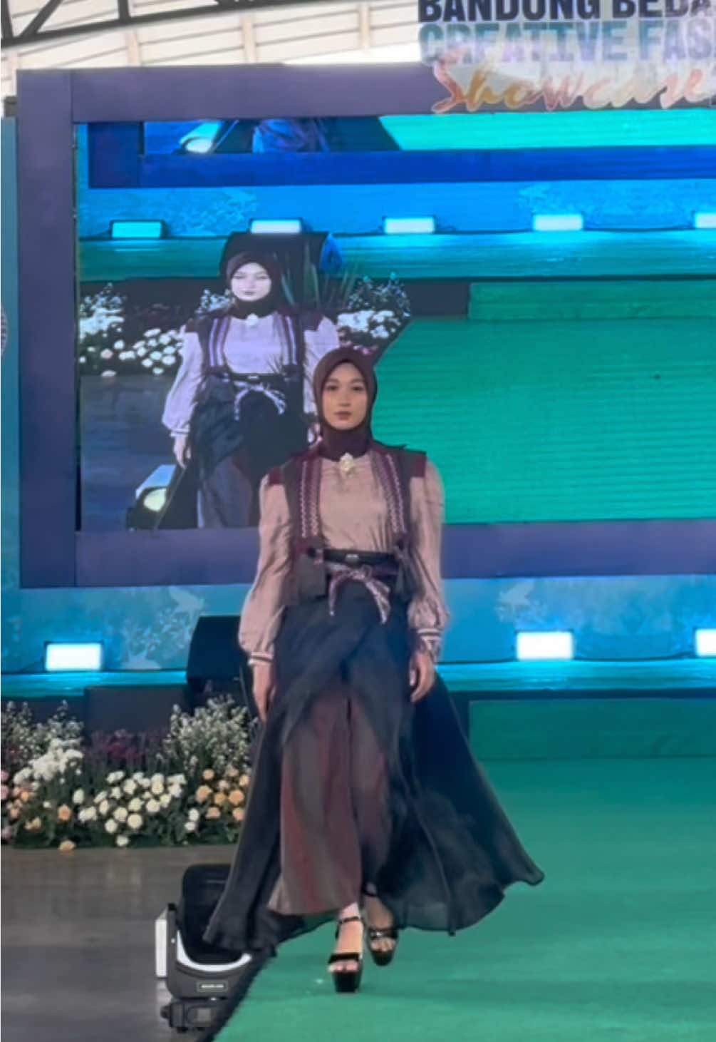 @Model_Kesyalianaaa
