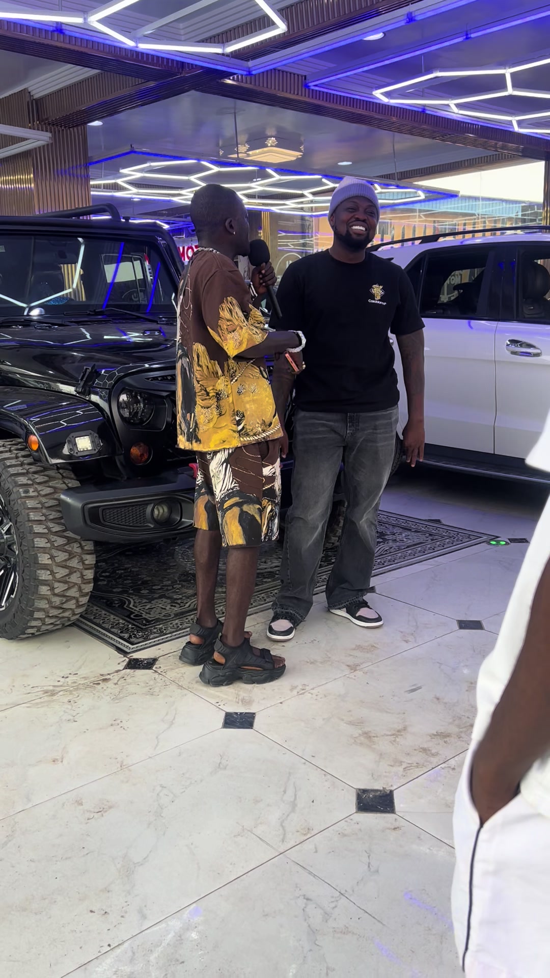 @I D MOTORS