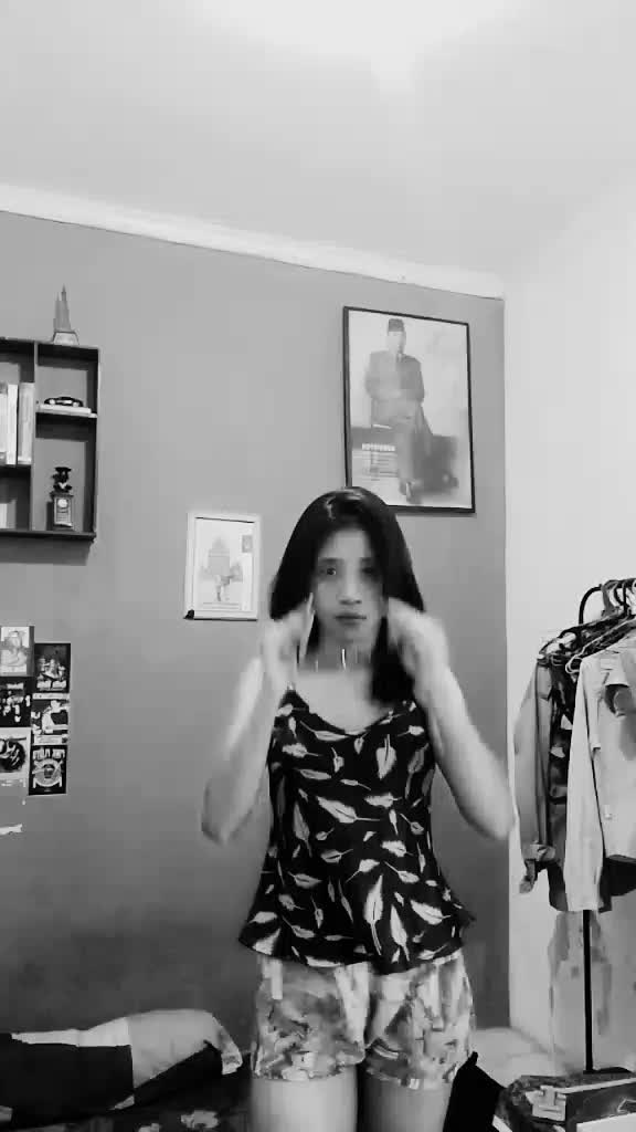@Nona_Chyn2411