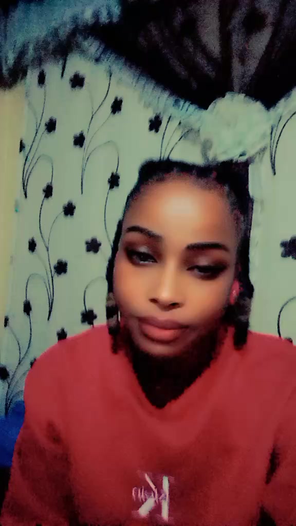 @smilegirl 💕 AKA 001