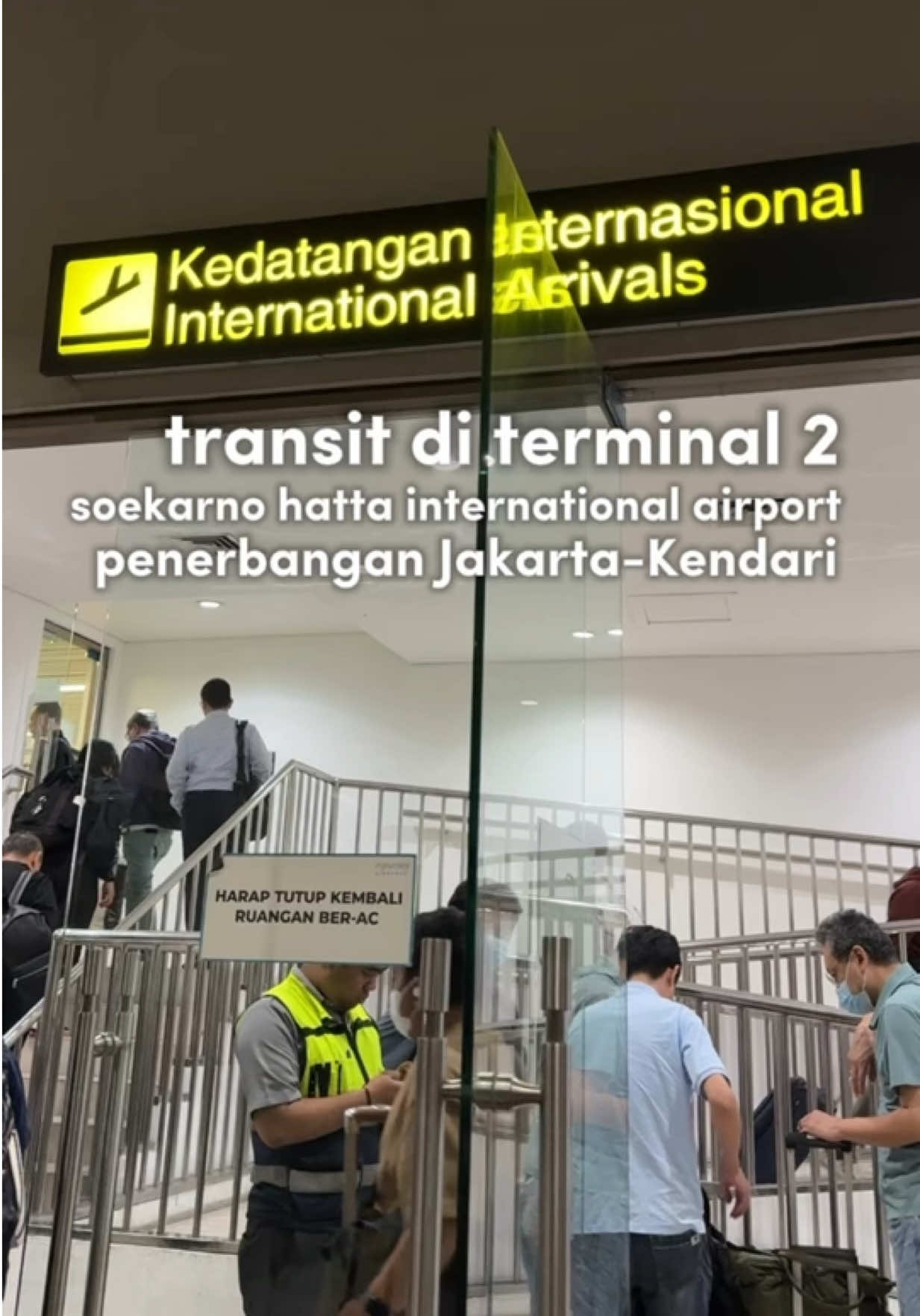 @suka review tempat hits