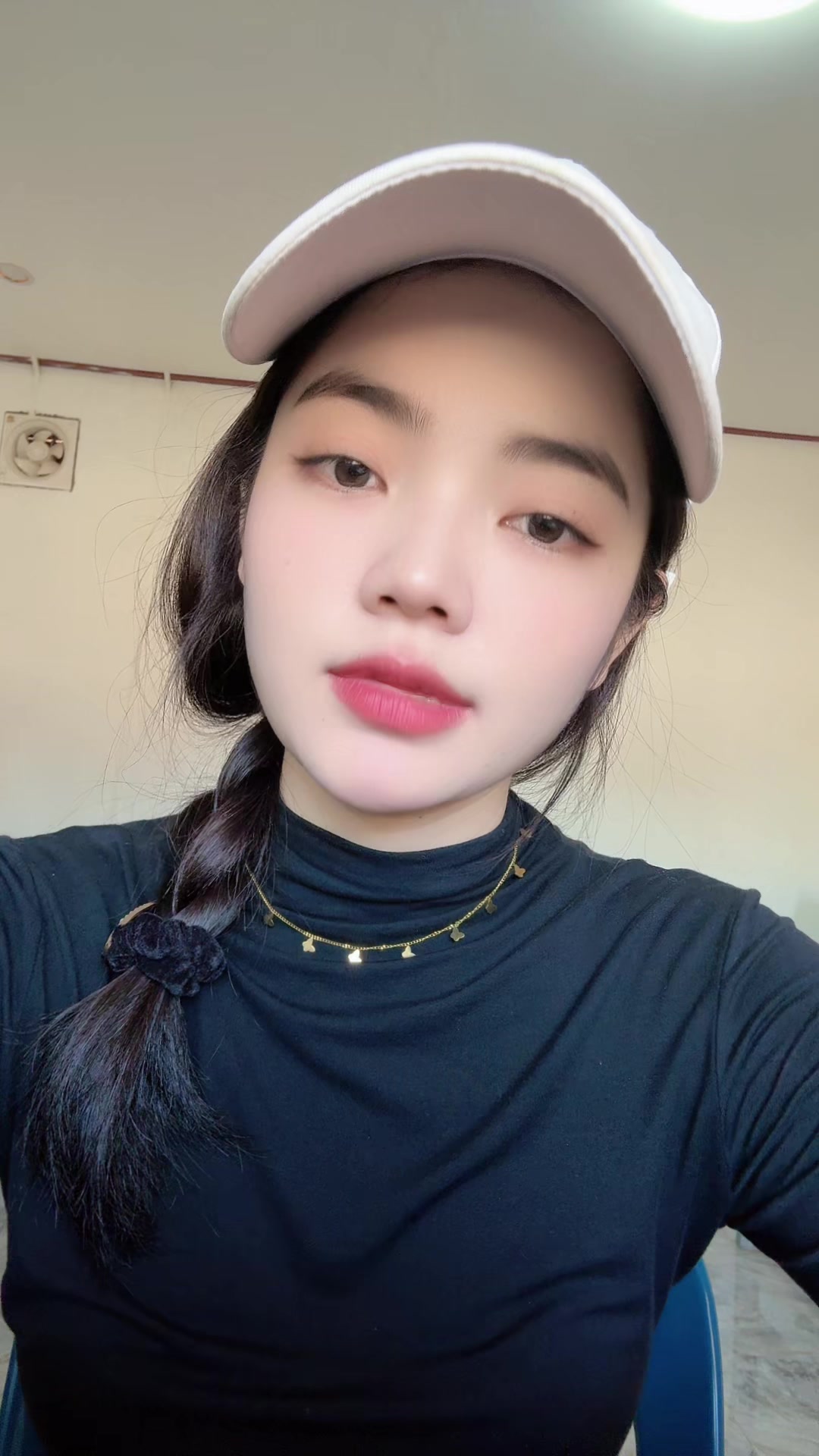 @L.🦋♡