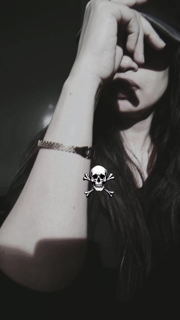 @๐~๐๐๐๐ ๐๐๐๐~๐