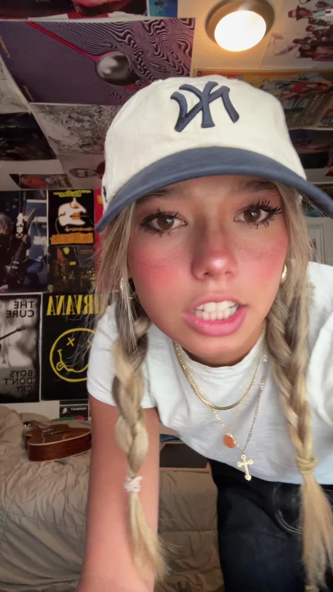 @Lily
