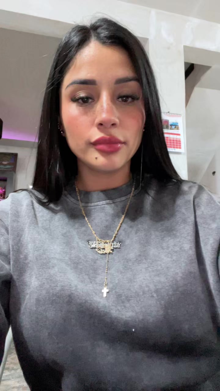 @Rocio Aguirre 👑