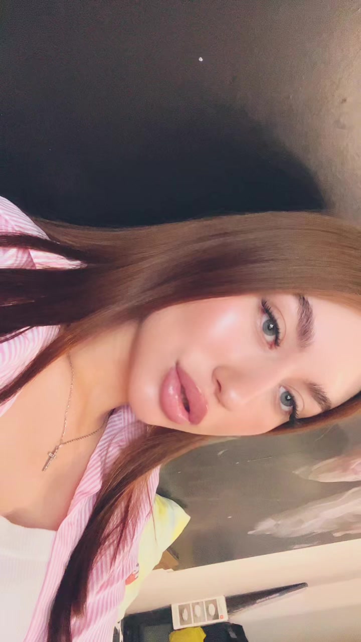@𝓓𝓪𝓻𝔂𝓪🧸