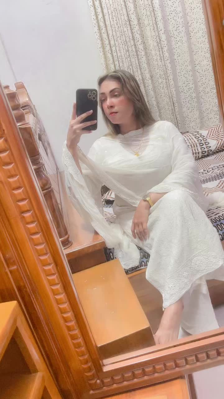 @👸🎀  𝒫𝓇𝒾𝓎𝒶  🎀   👸