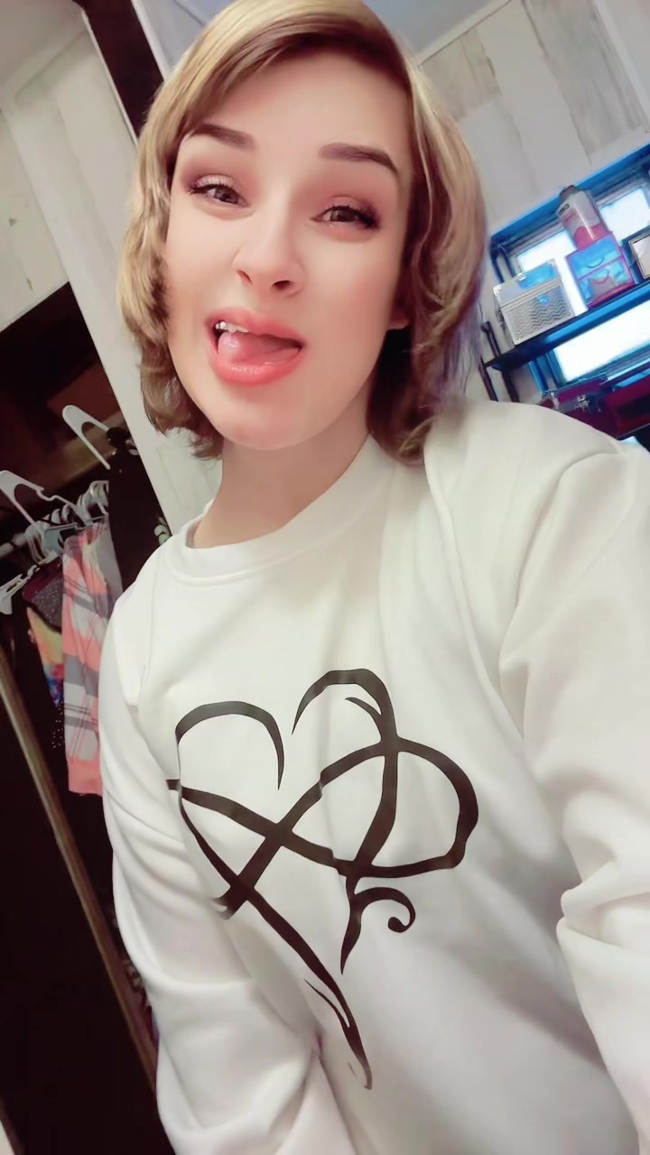 @♥️BEAUTIFUL QUEEN♥️