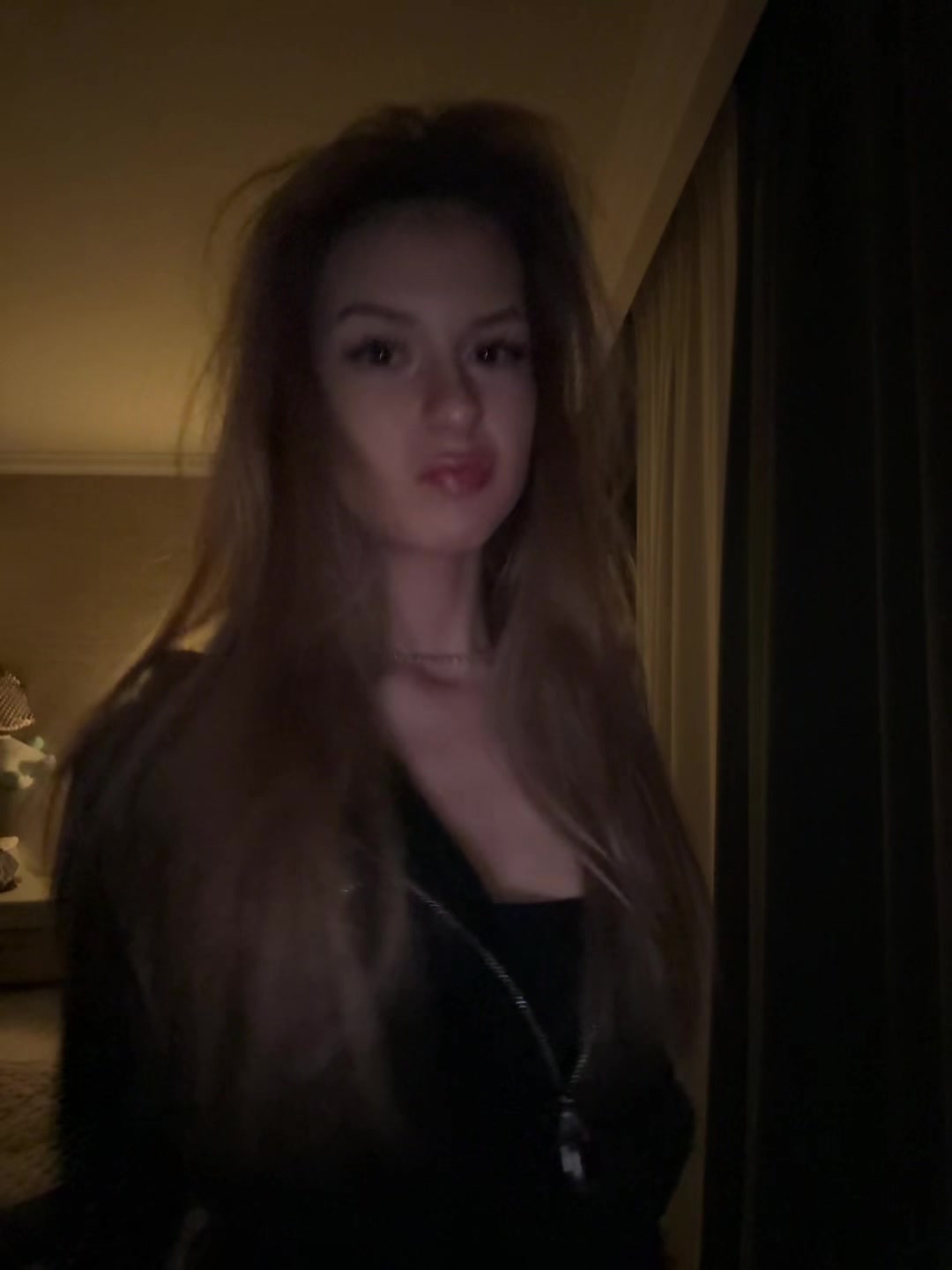 @тома@