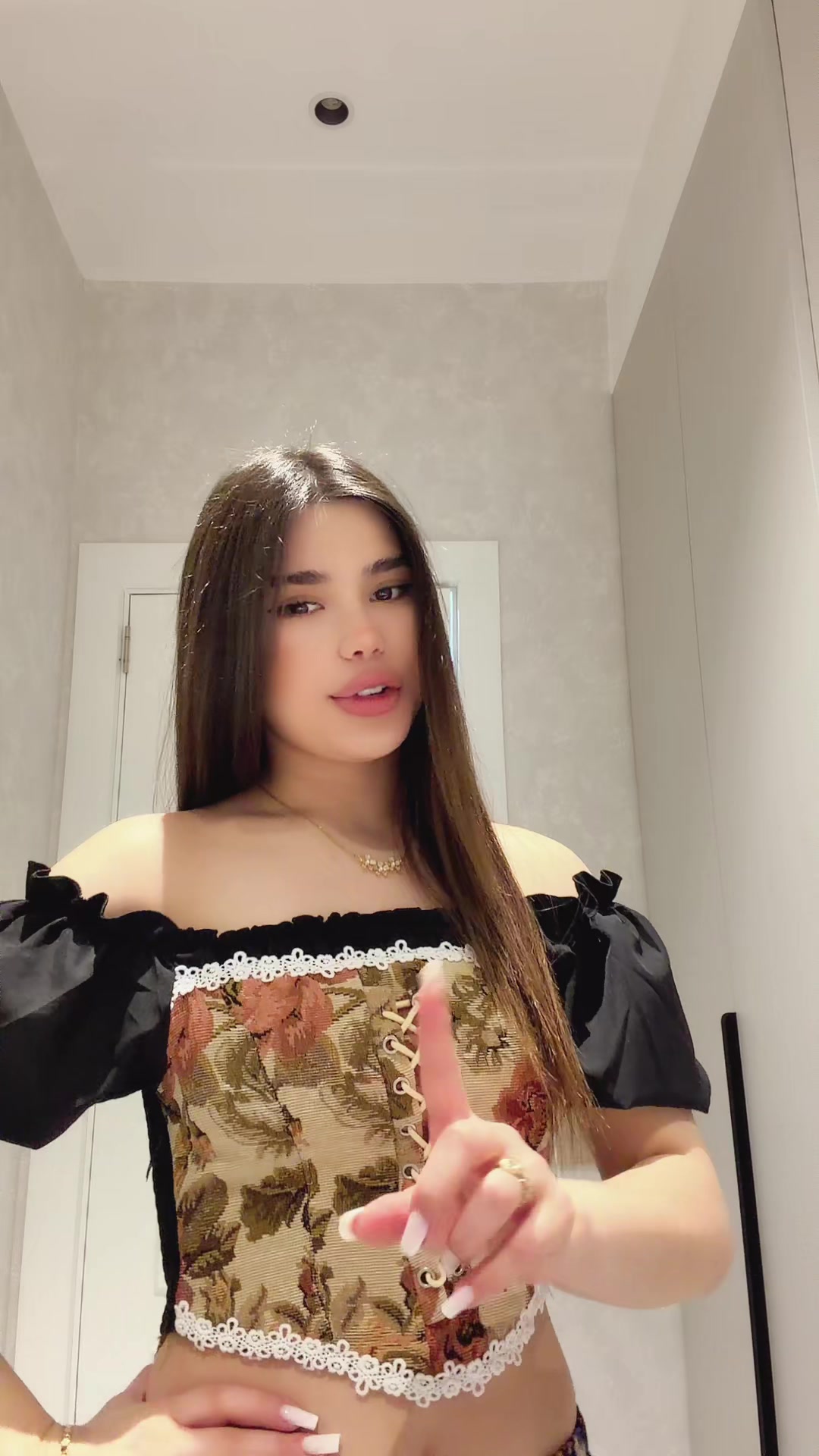 @Nur Seferova
