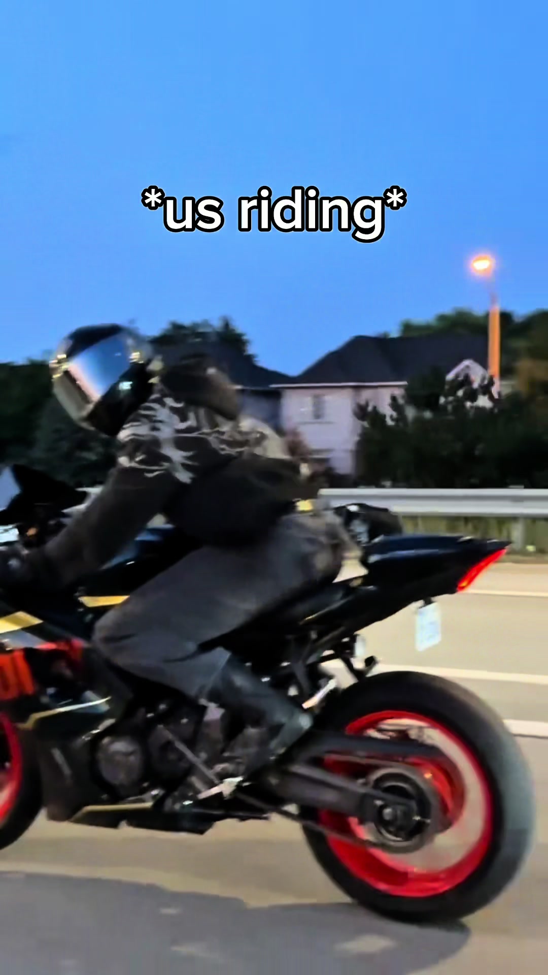 @R3Noisy
