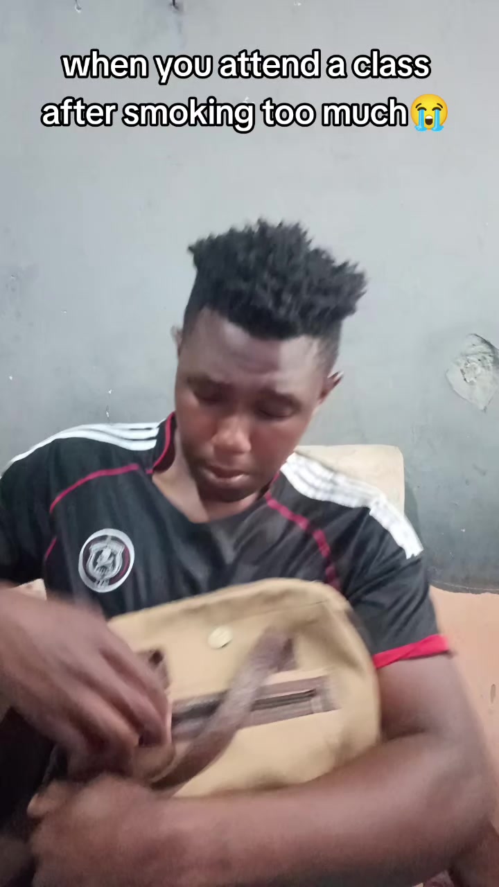 @CLIVEDUBE0