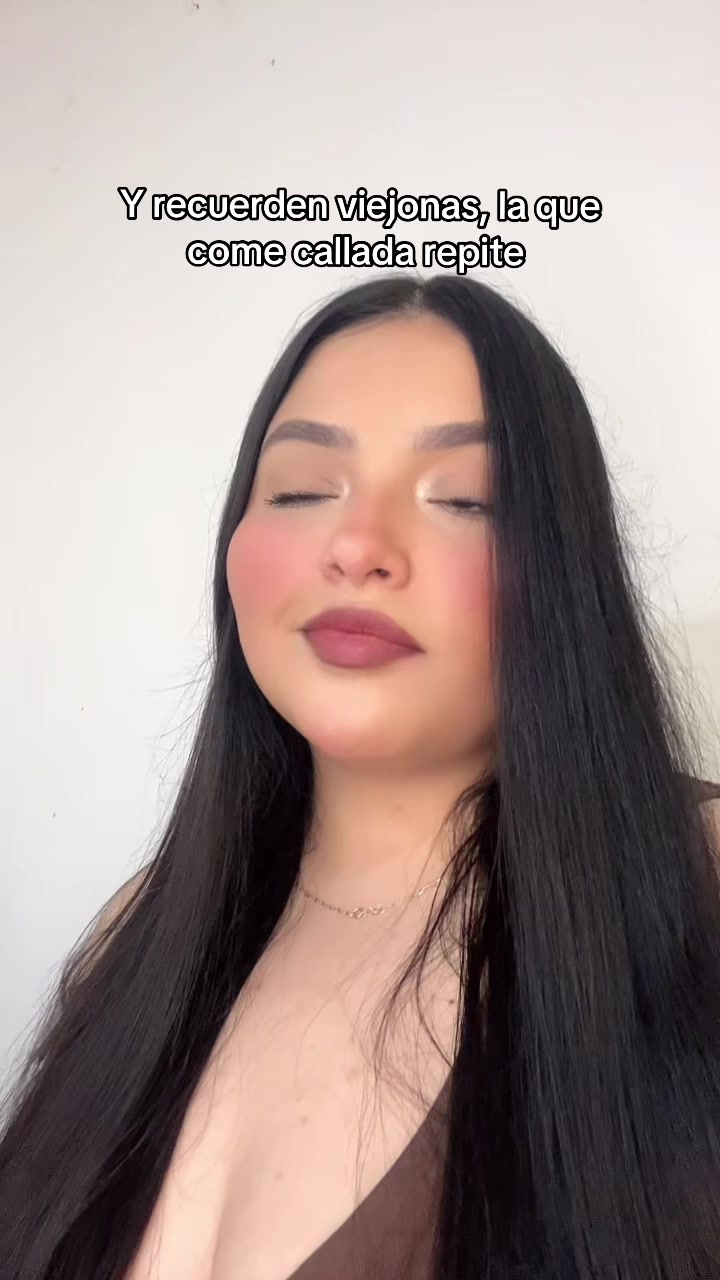 @️Adriana Danzos