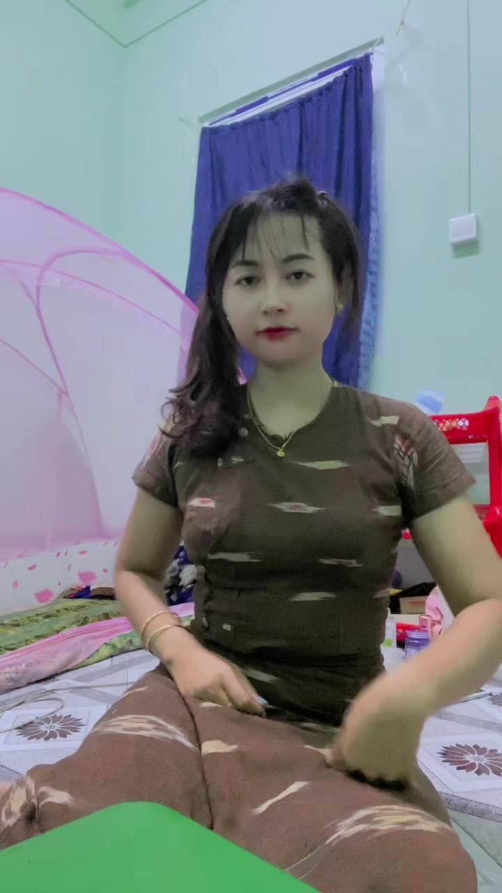 @Myat😘