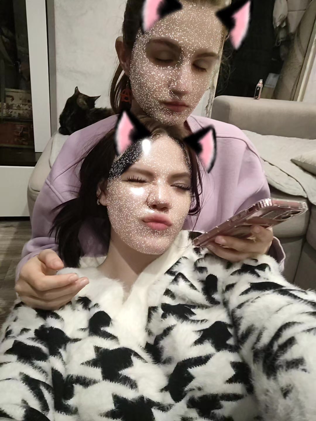 @лолька🎀