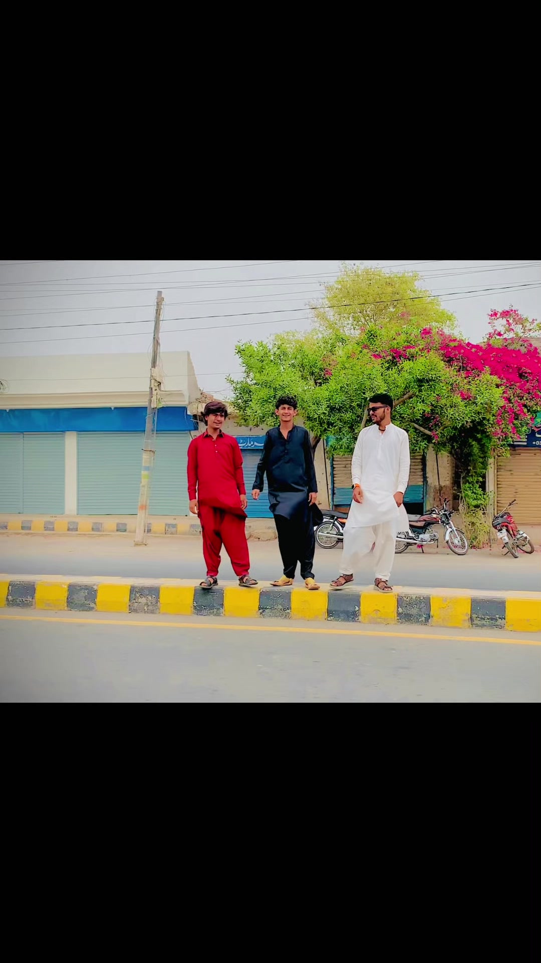 @BIlALKHAN  🇧🇹. 377.  🇧🇹