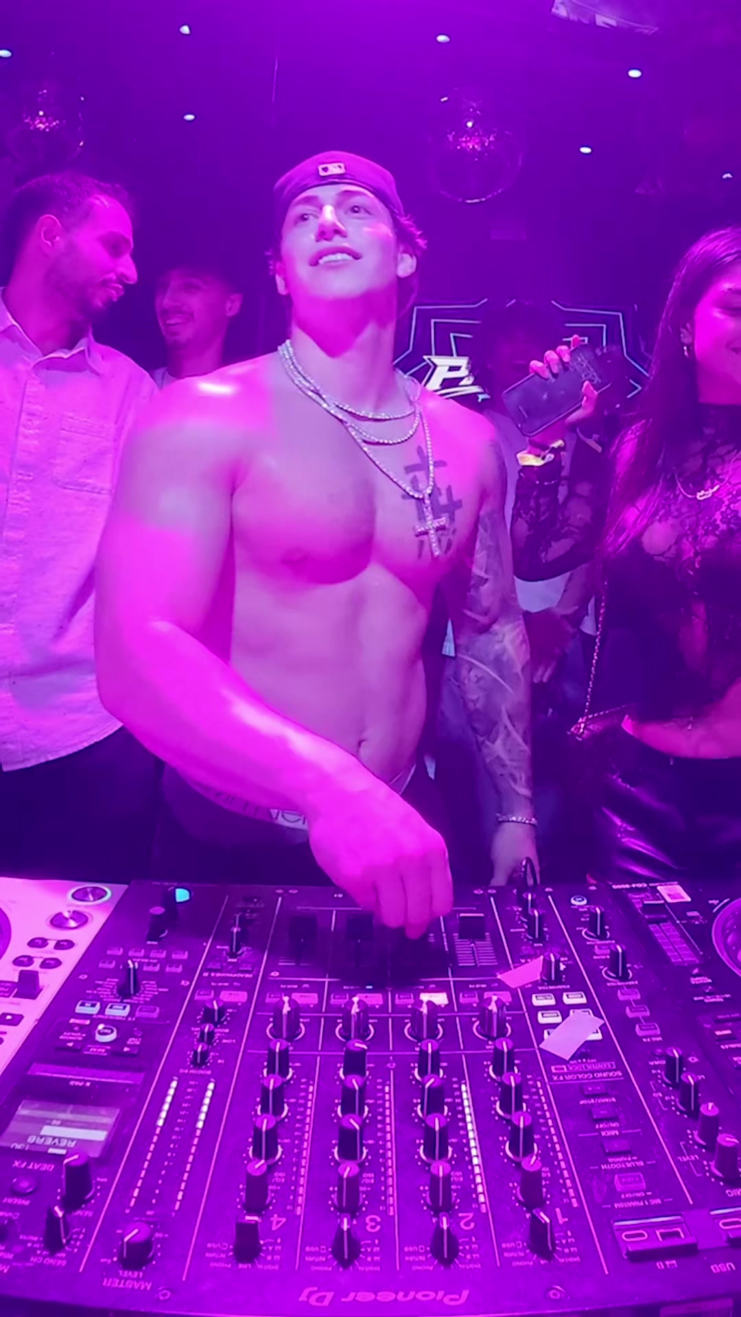 @ParkerLanosa