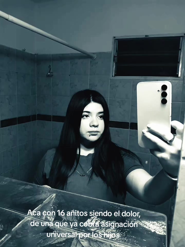 @nnazza_lopeez