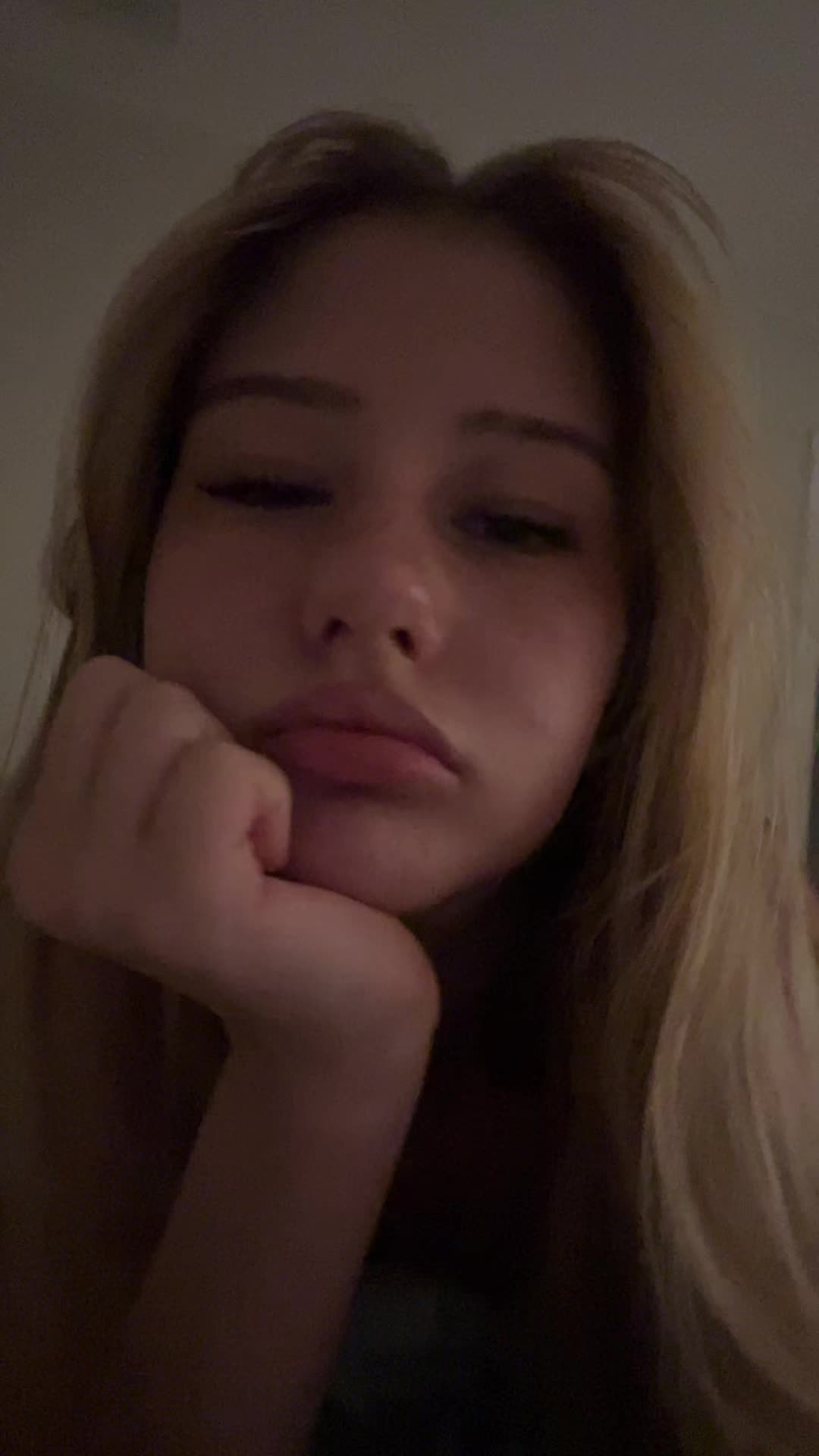 @isabella dimov