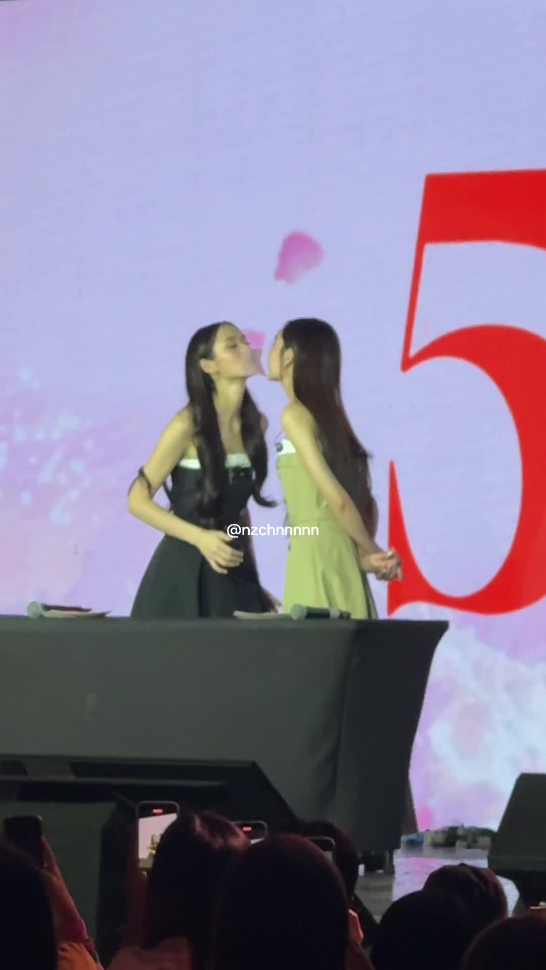 @NzChn นีสัฉัน