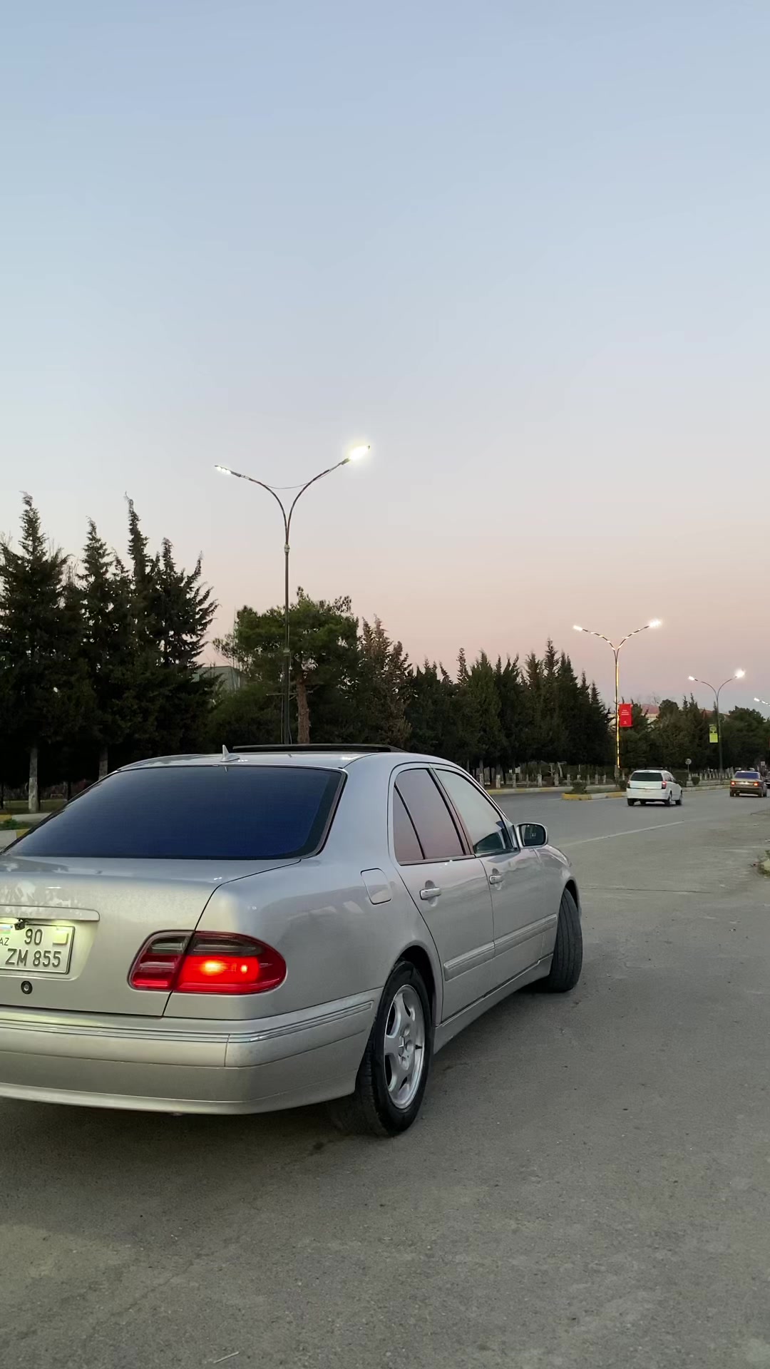 @855