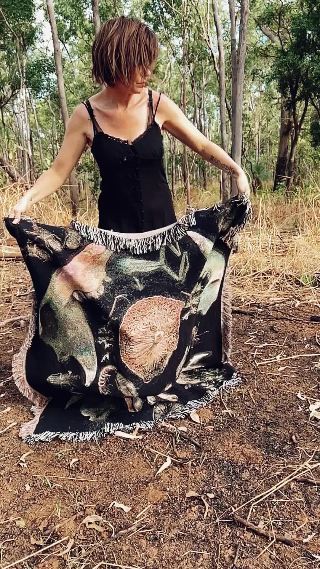 @VioletBond