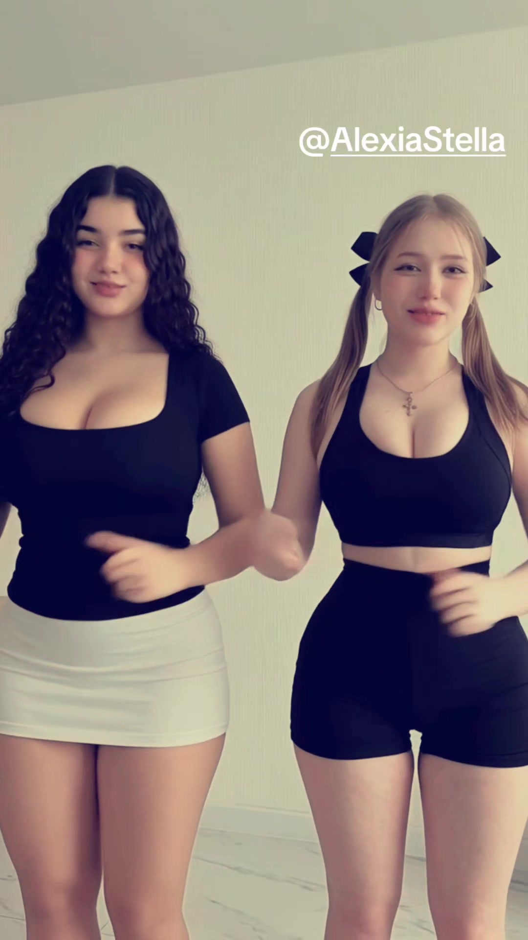 @LarissaFroes
