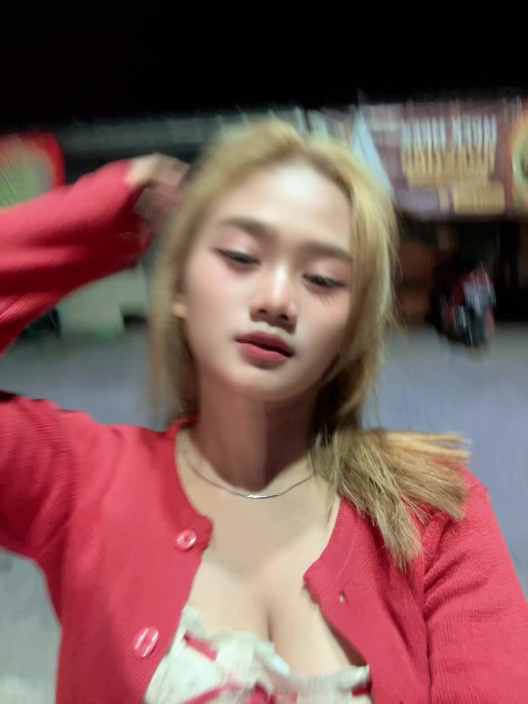 @dheaaa30