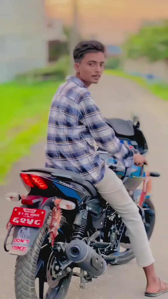 @𝙕𝙔𝘼𝙉_𝙉𝙄𝙎𝙃𝘼𝙉