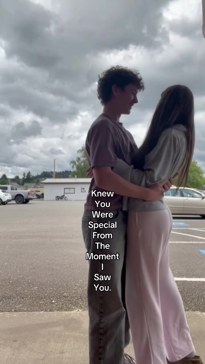 @eloise