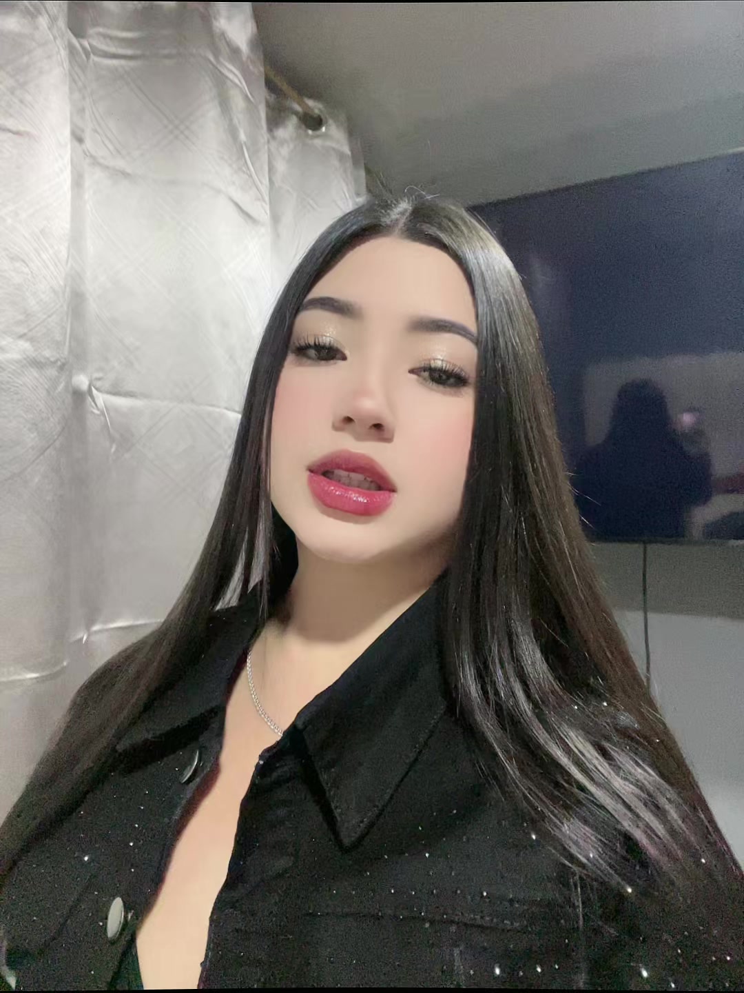 @danis229419