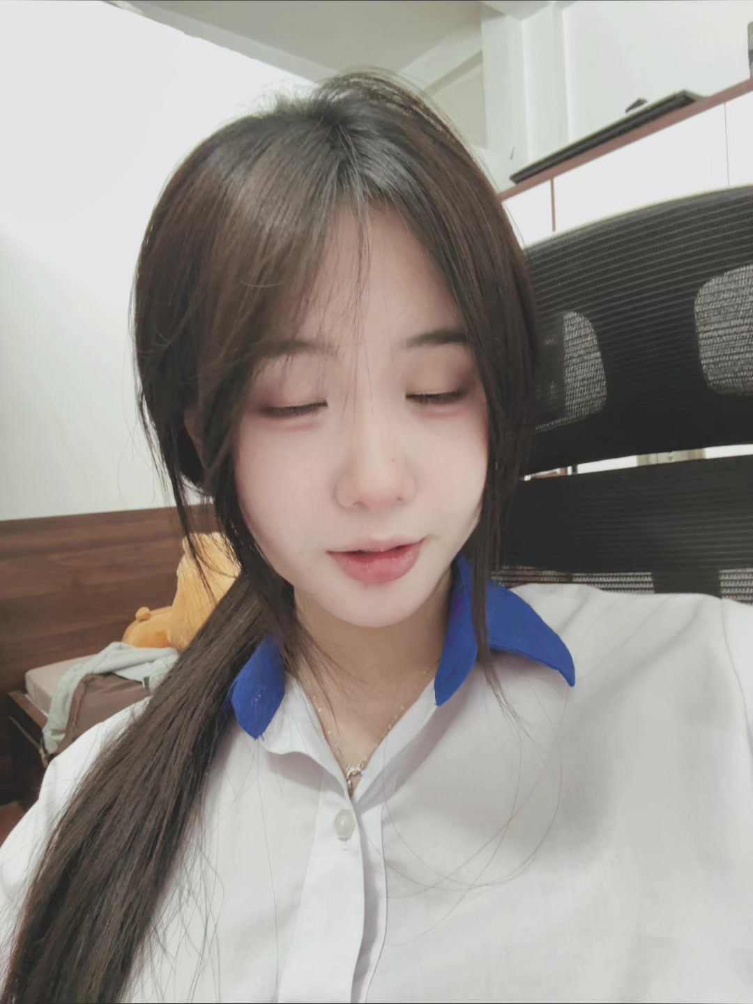 @Thảo vân lên xe anh!