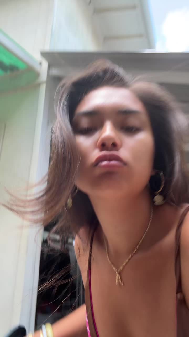 @ashleykuuipo