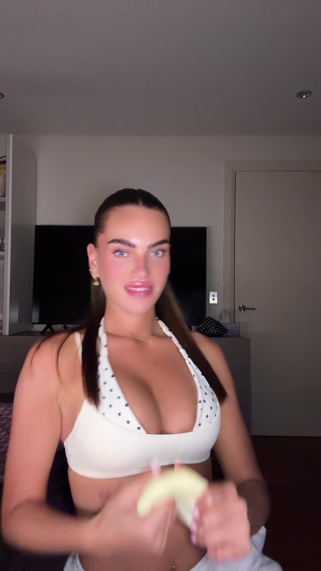 @Kiki