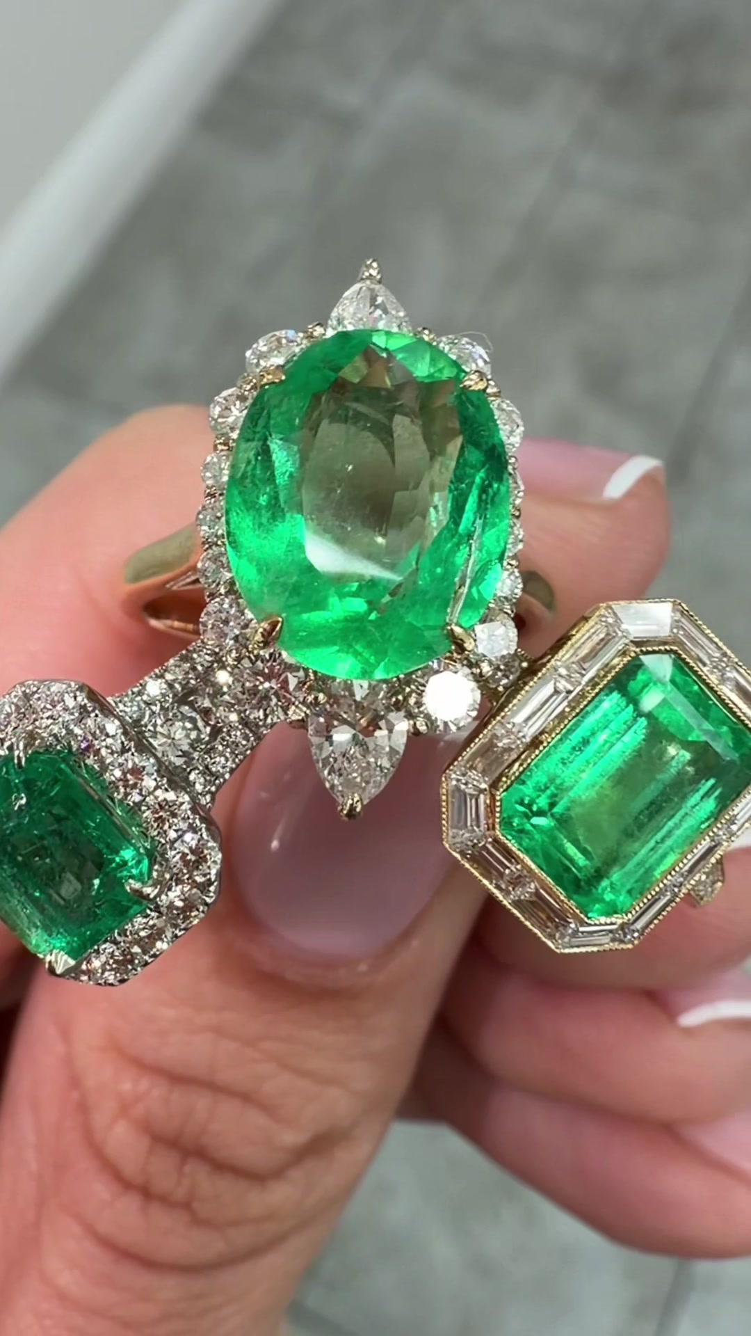 @JR Colombian Emerald