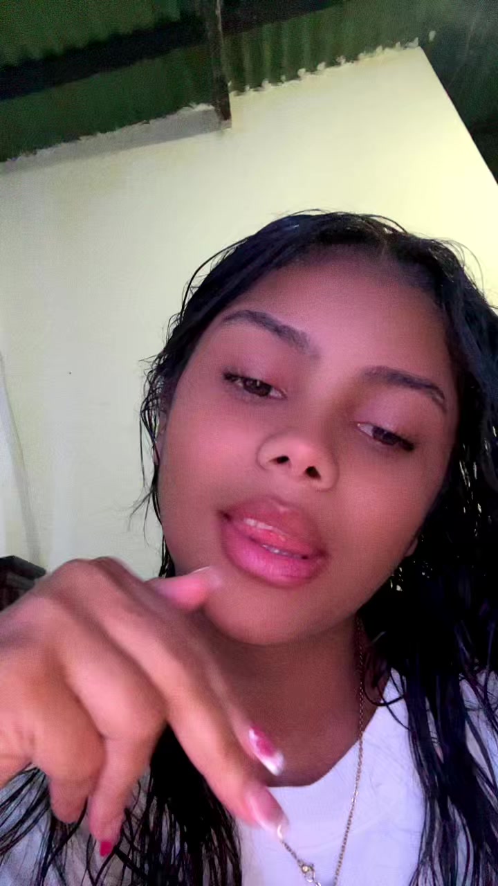@Yeilyn Garc&iacute;a 👀🥶😍