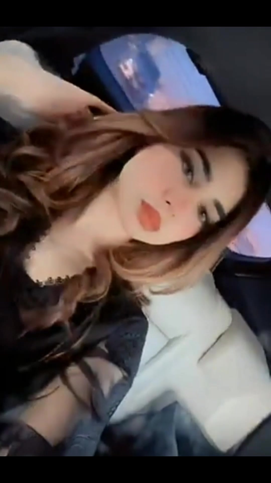 @Mahsitlove9