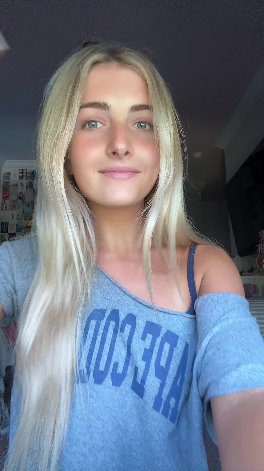 @ella carnevale👸