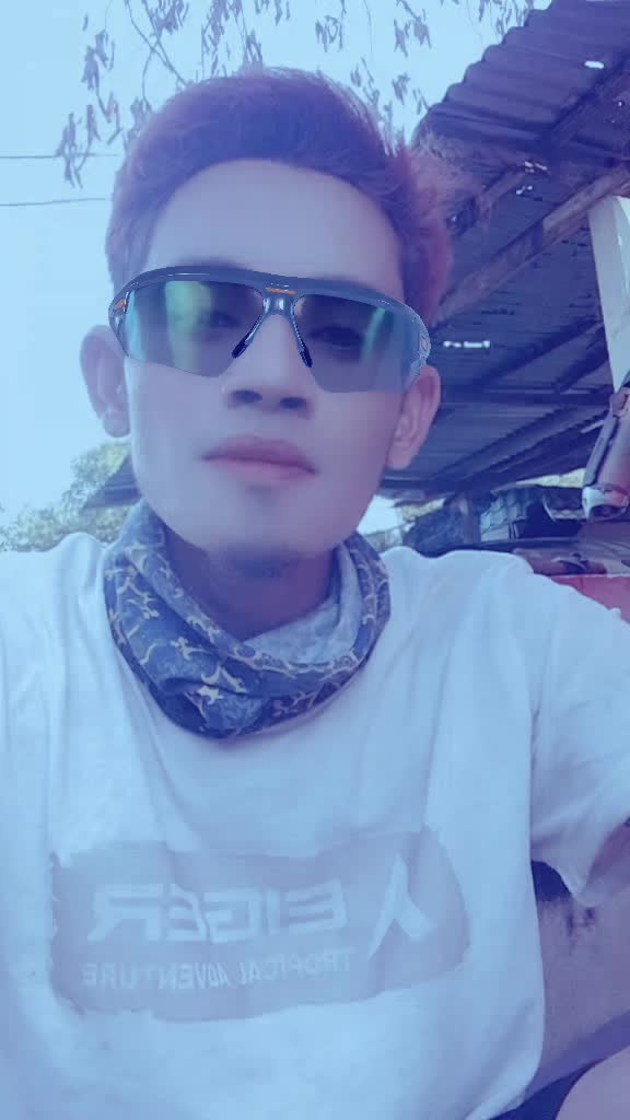 @𝐑_18🇮🇩