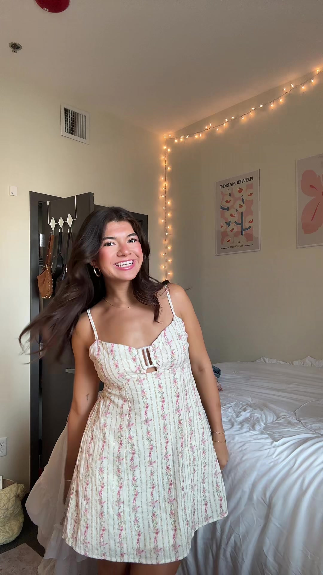 @Ella