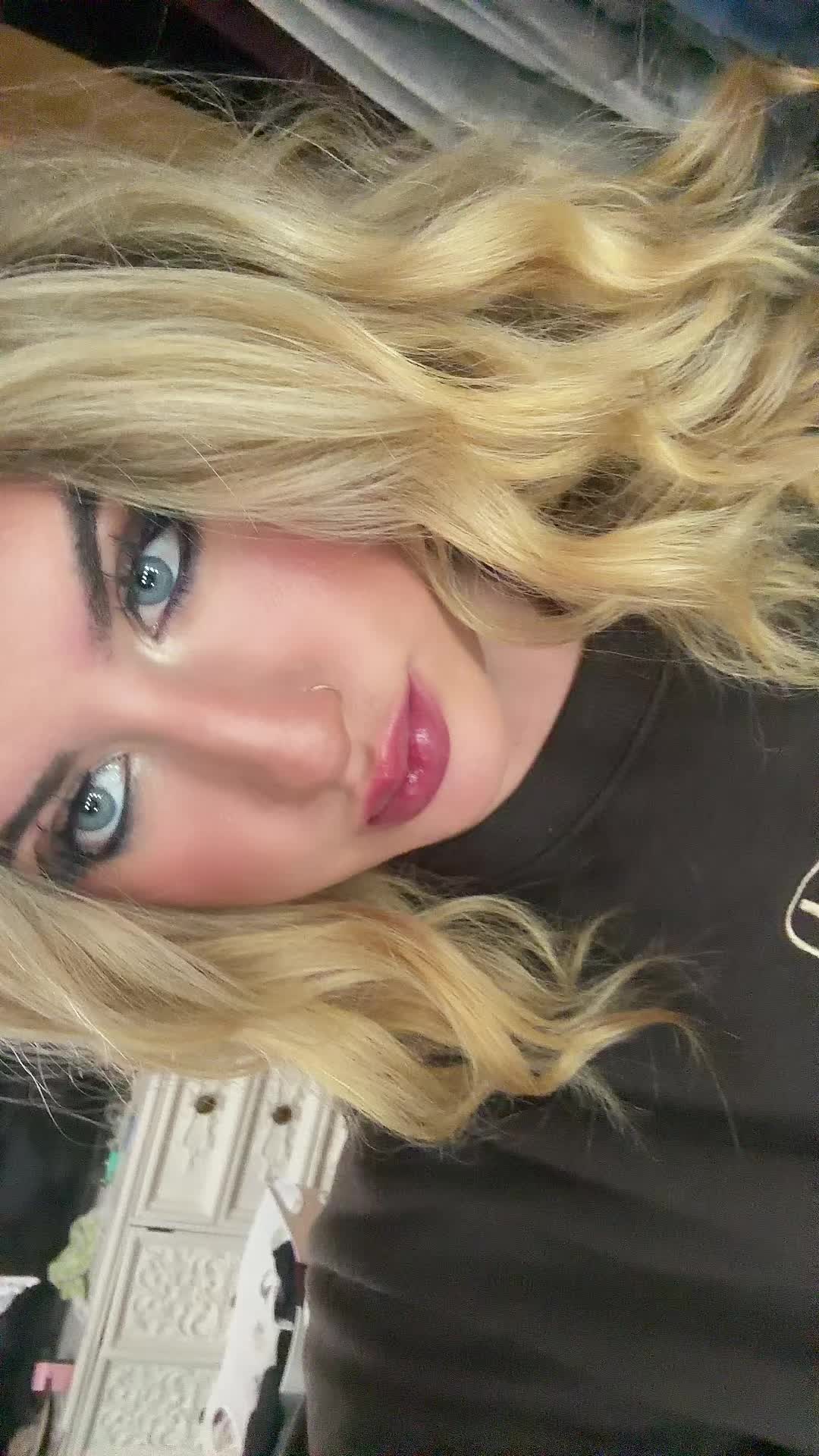 @ivyy.barsness