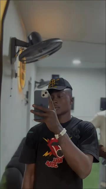 @ASK OF 擦素动拉了哈💵📊🧑💻💵💵💵💵