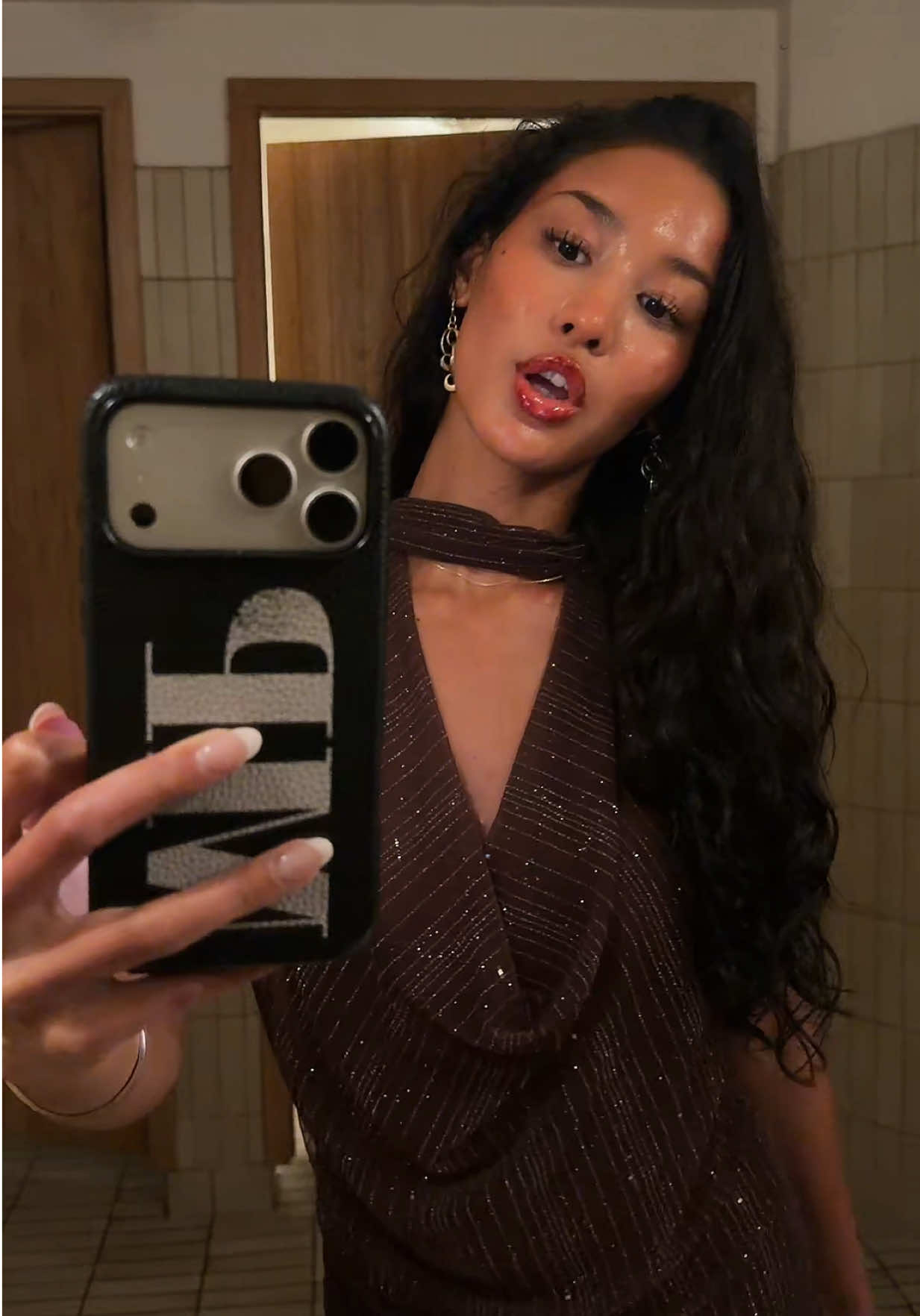 @MIYA PIERRE