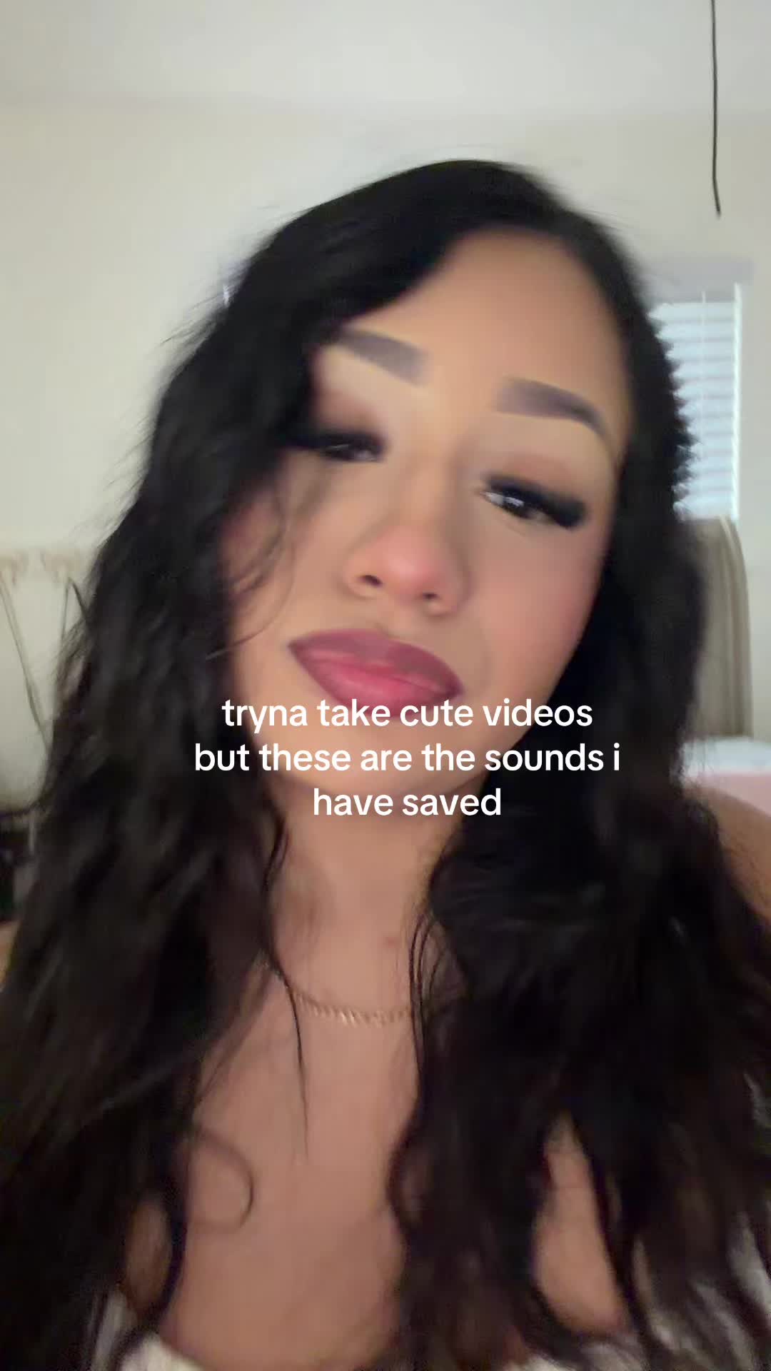 @bella