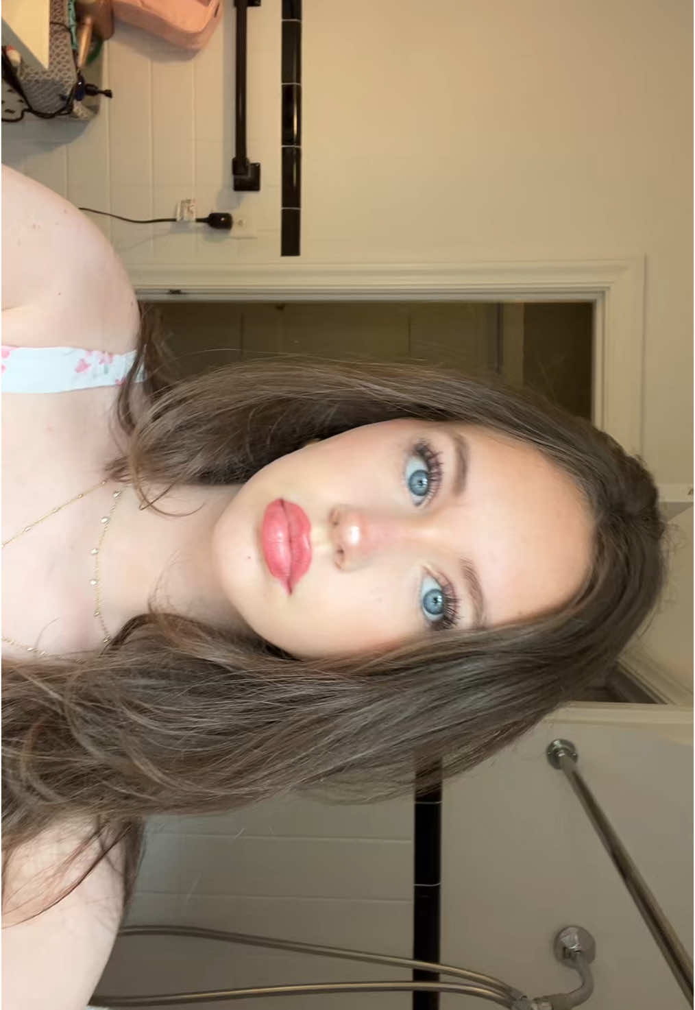 @elle