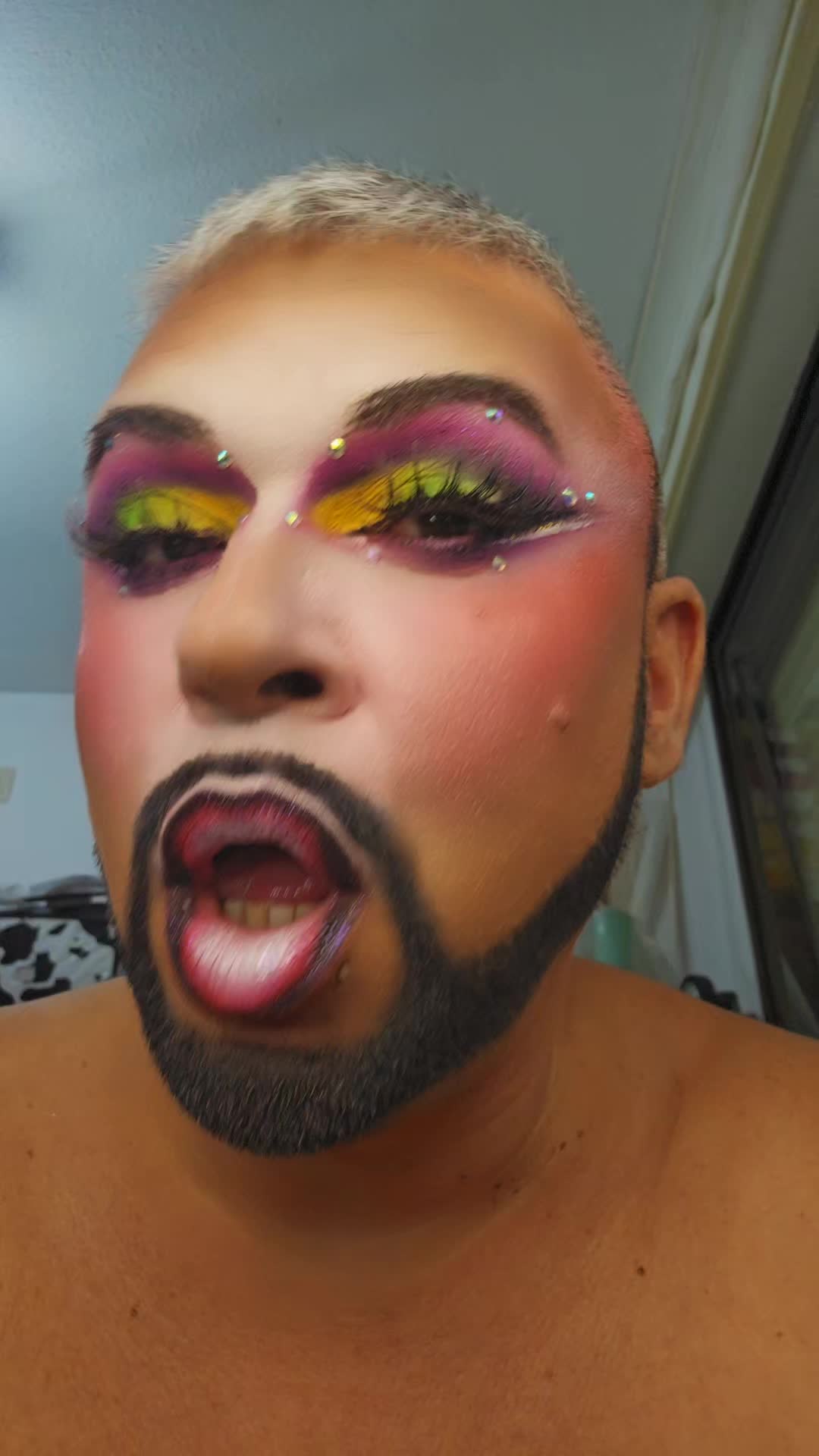 @Drag Divax