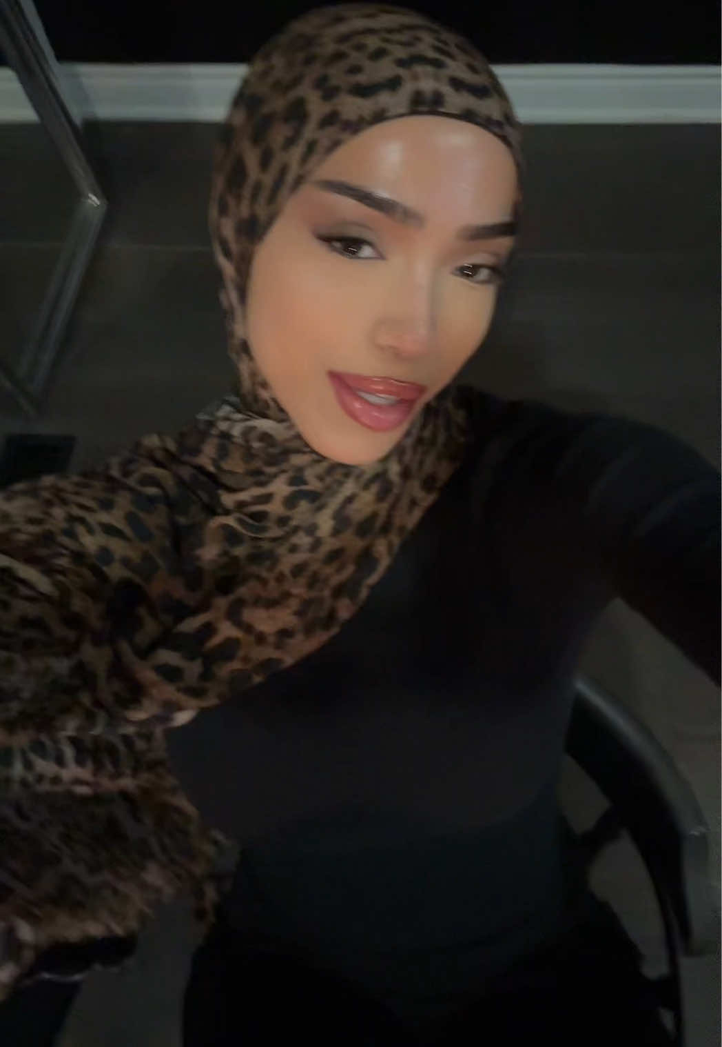 @لارا
